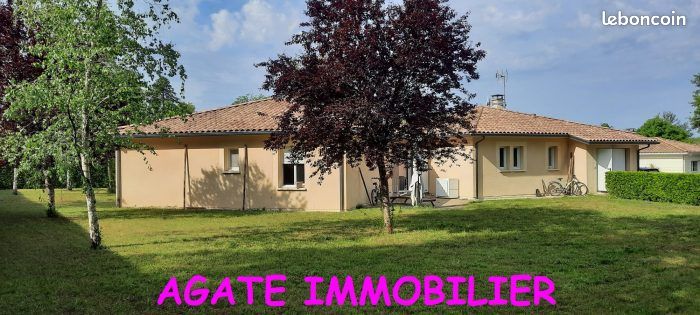 Maison 5 pièces 140 m² · à Noaillan · 140 m² · 1 300 €/mois