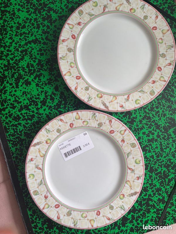 Lot de 2 assiettes (image 1)