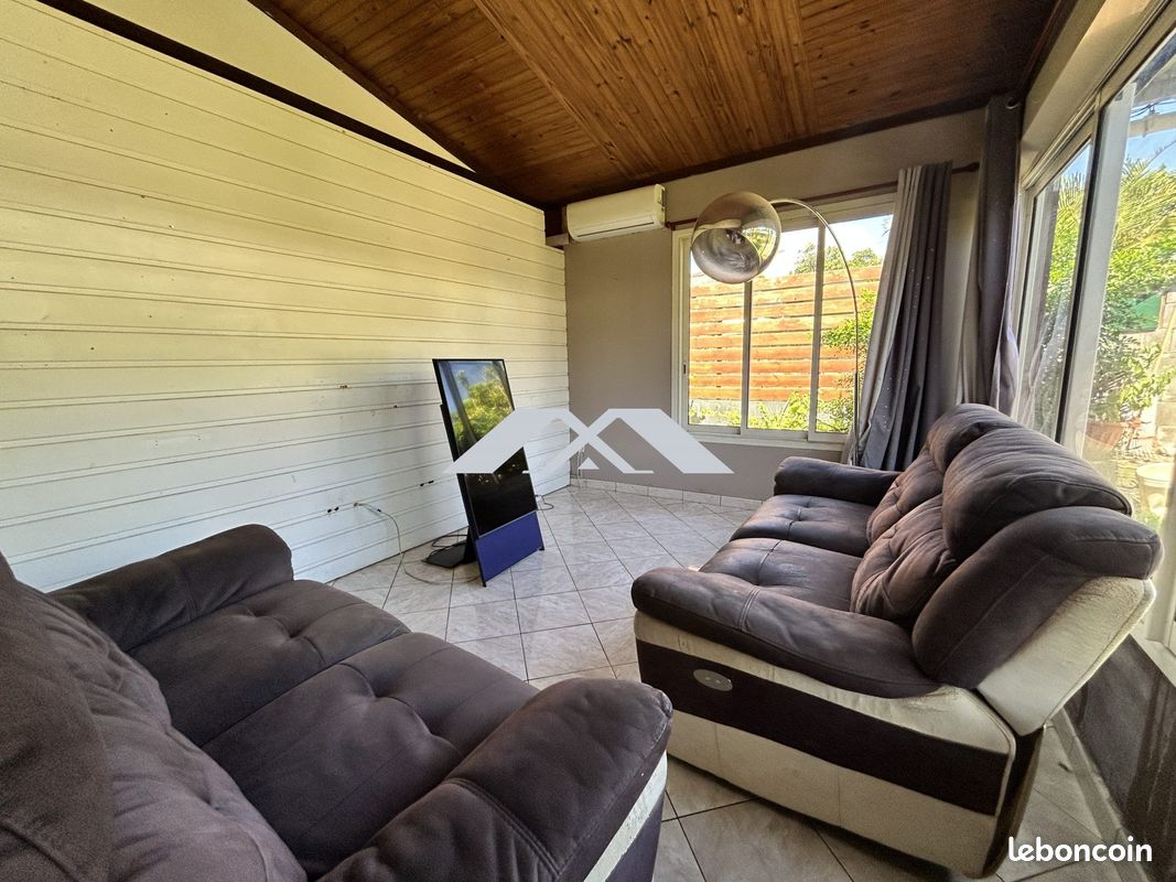 Maison 6 pièces 127 m² · à Saint-Benoît · 127 m² · 155 150 €