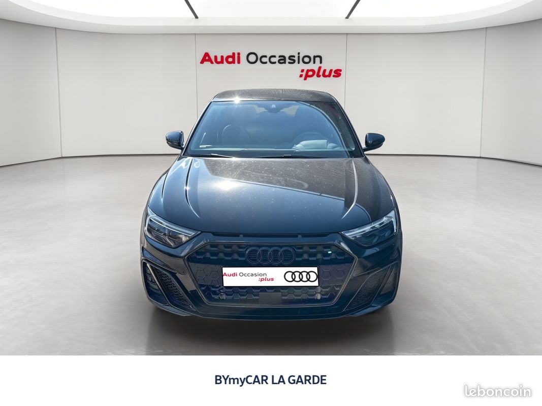 AUDI A1 Sportback 30 TFSI 116 ch S tronic 7 S Line (image 8)
