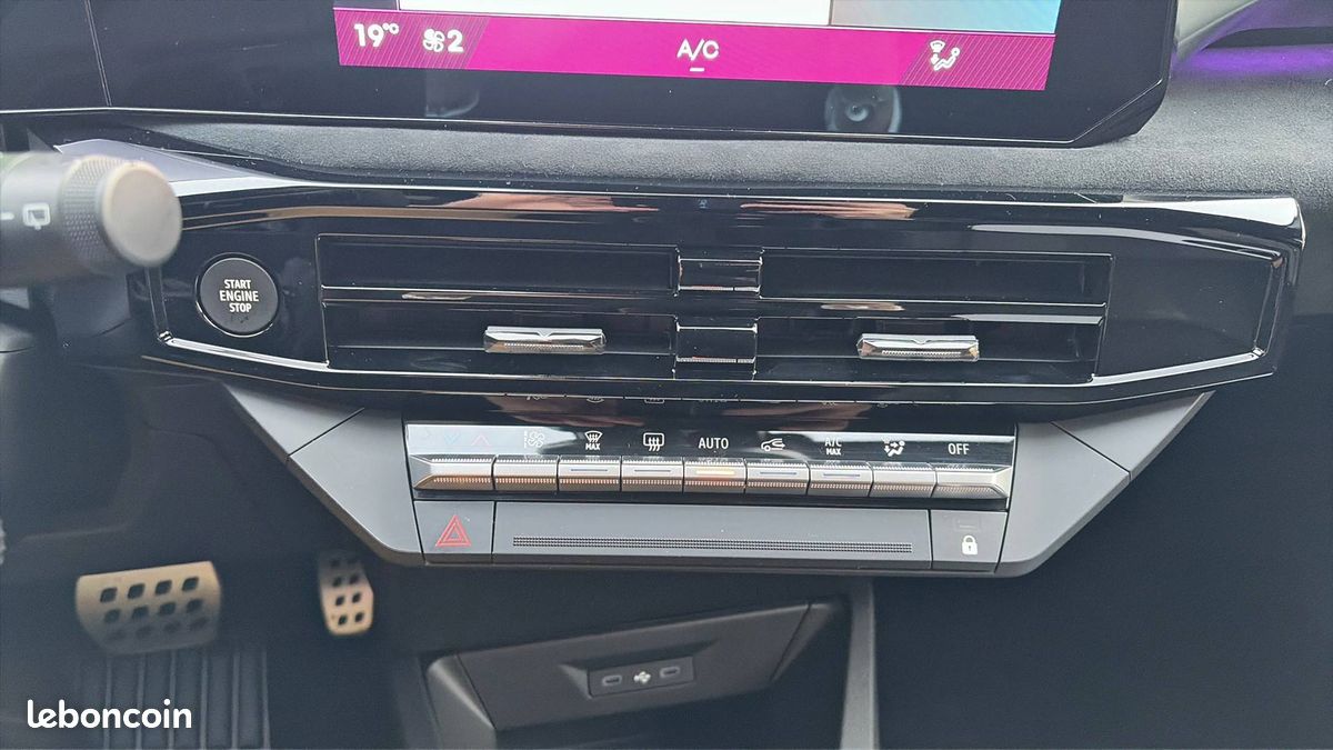 RENAULT CLIO esprit Alpine full hybrid E-Tech 160 (image 29)