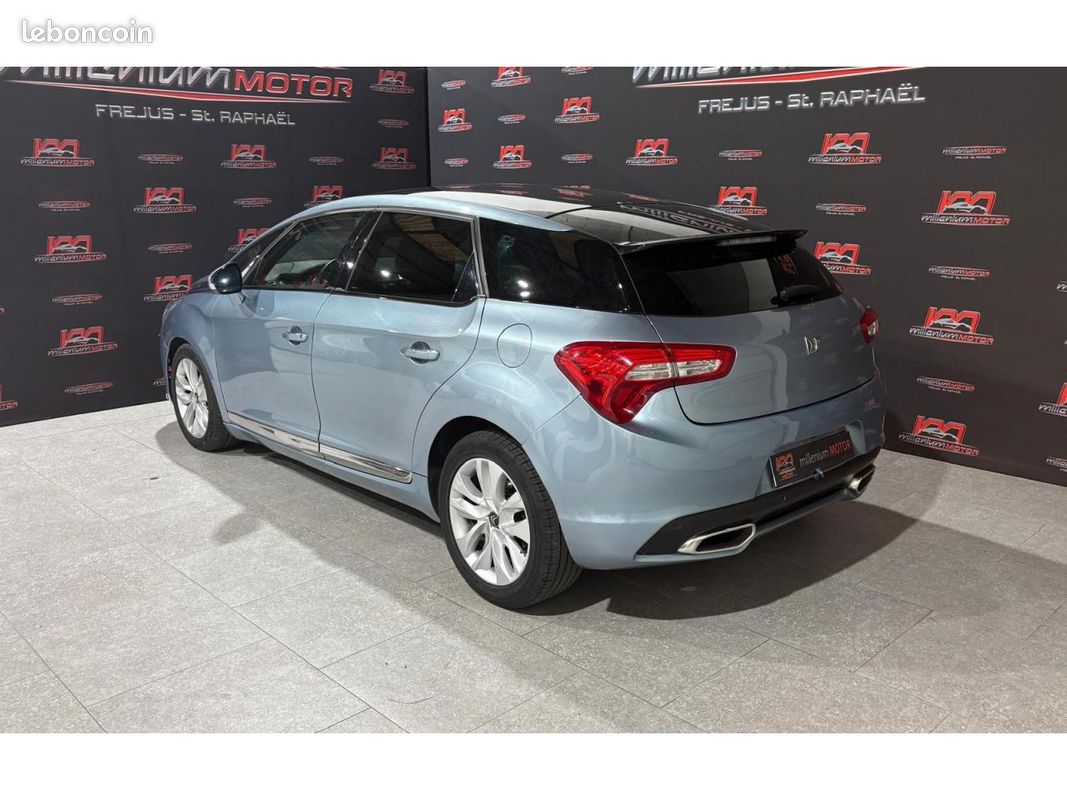 DS DS 5 1.6 e-HDi - 115ch - BVA So Chic - garantie 6 mois (image 3)