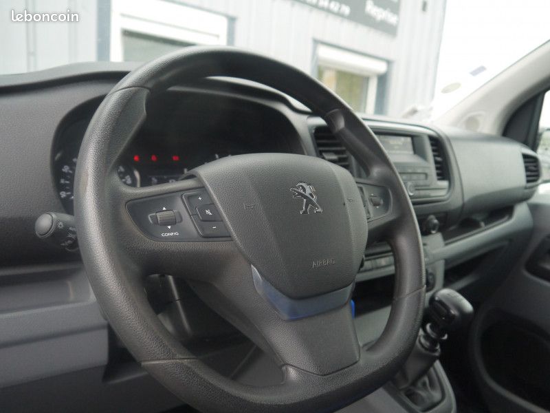 Peugeot EXPERT FG STANDARD HDI 120CH / TVA RECUPERABLE / 11658HT (image 12)