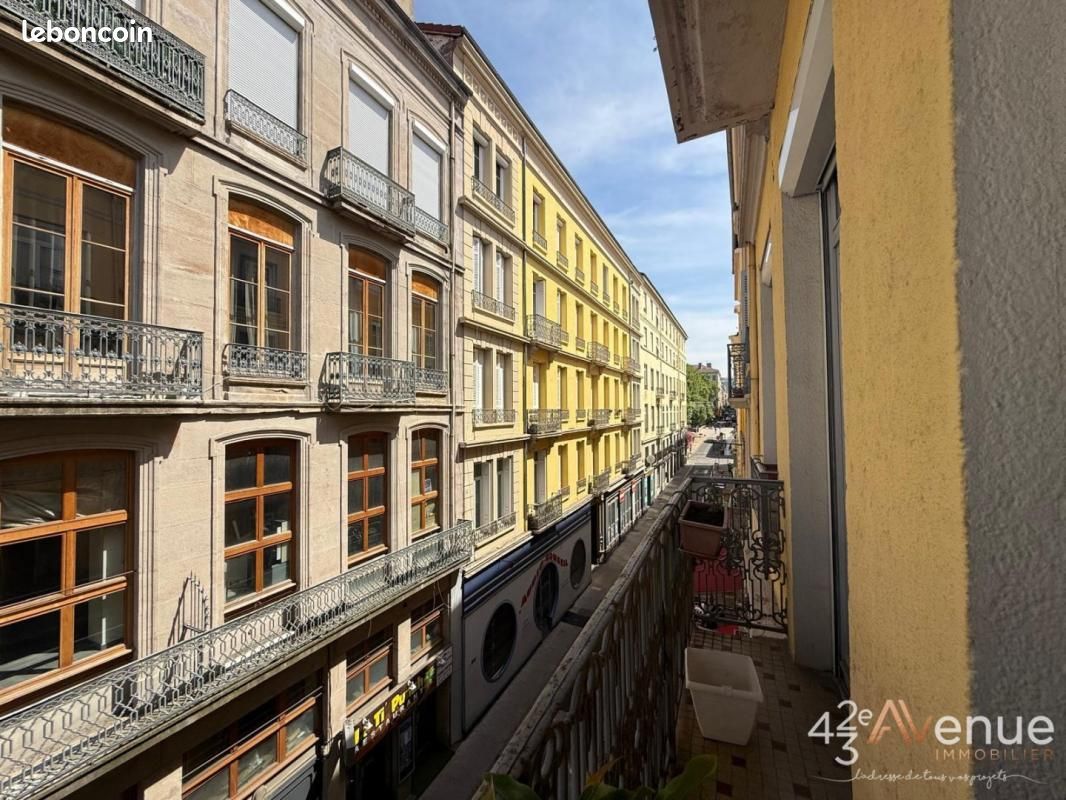 Appartement 4 pièces 115 m² · à Saint-Étienne · 115 m² · 150 000 €