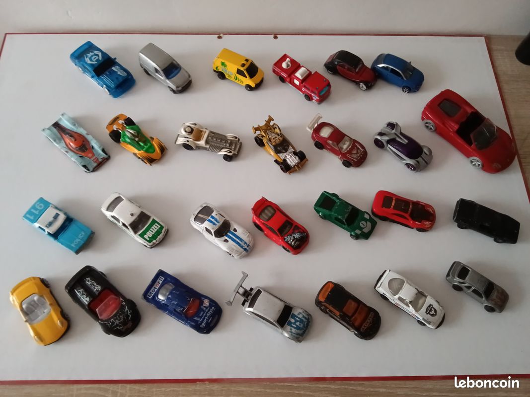 HOT WHEELS - lot de 7 voitures en plastique McDONALDS, QUICK & BURGER KING EUR 4,00 - FR