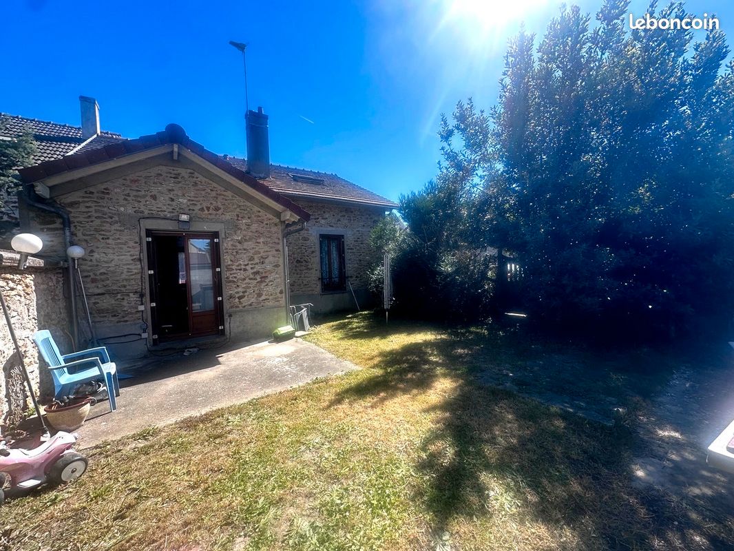 Maison 5 pièces 132 m² · à Lieusaint · 132 m² · 270 000 €