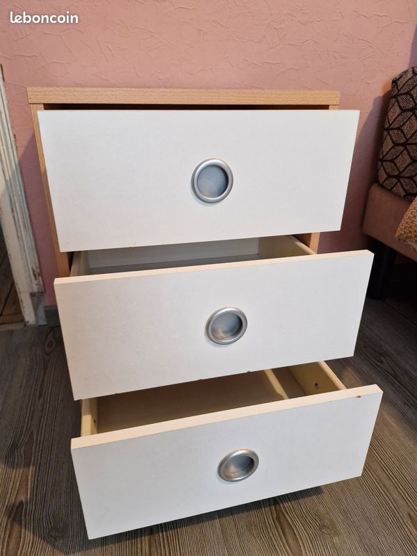 Petit meuble à roulettes (image 1)