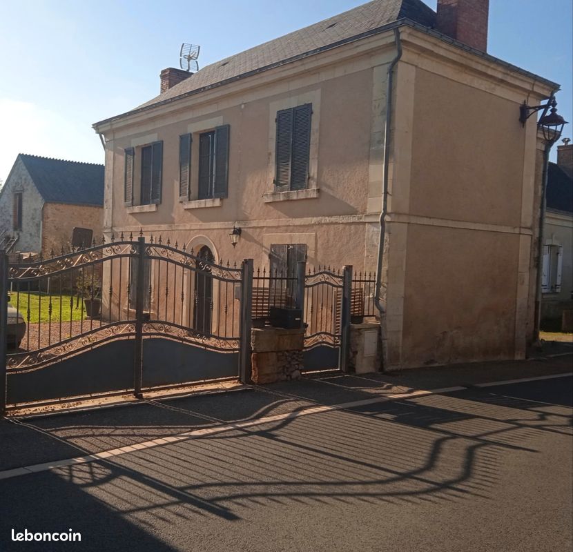 Maison 6 pièces 146 m² · à Marcé · 146 m² · 250 000 €