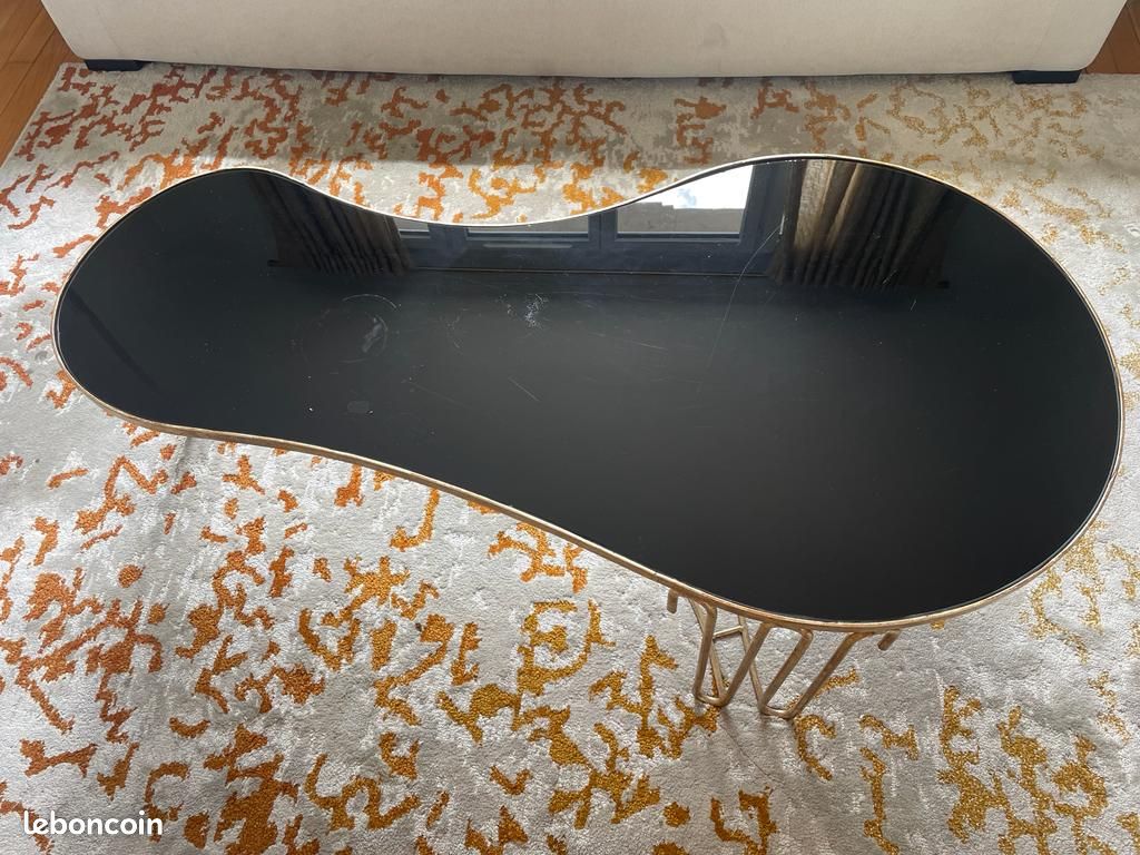 Table basse laquée noire (image 1)