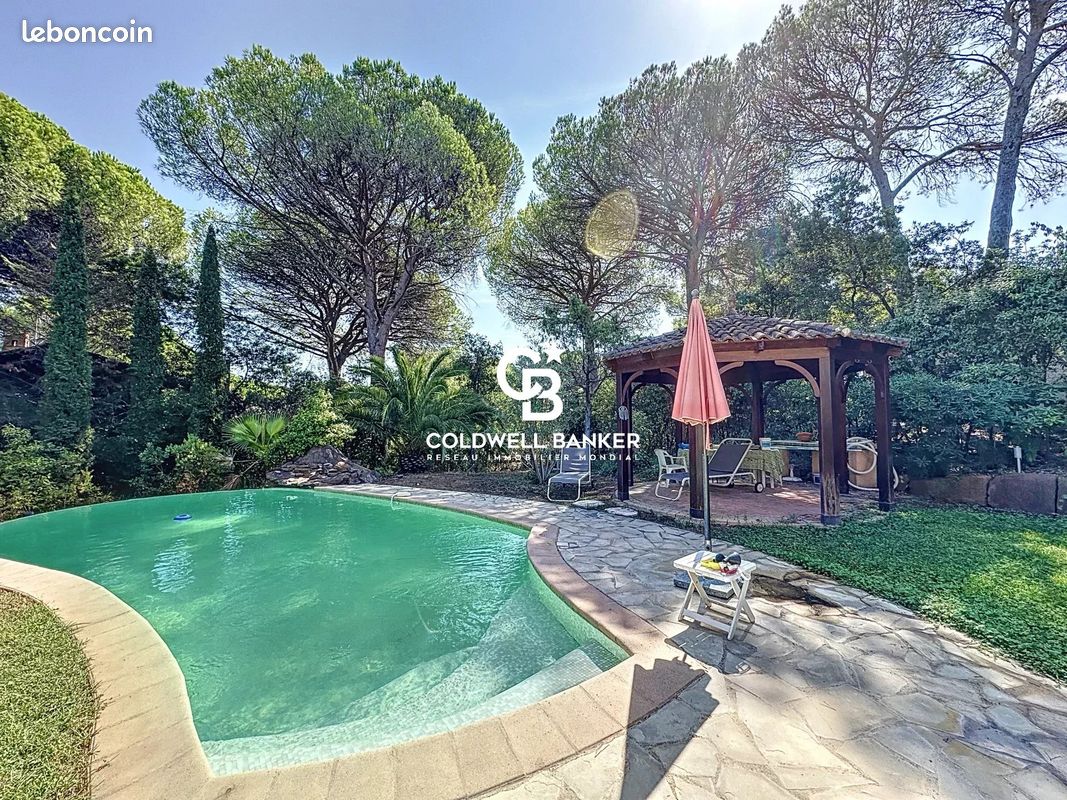 Maison 5 pièces 165 m² · à Saint-Raphaël · 165 m² · 838 000 €