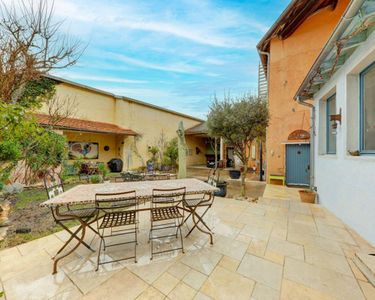 Maison 660 000 € - 214 m²