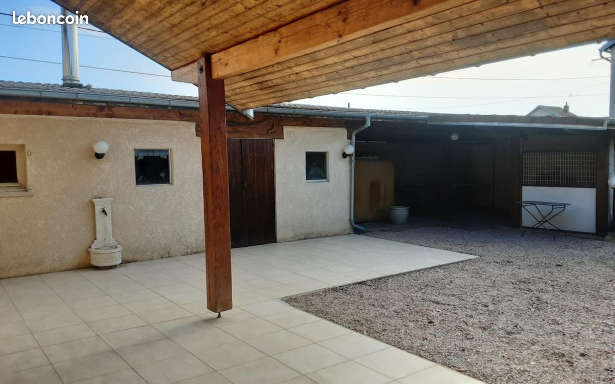 Maison 5 pièces 100 m² · à Saint-Loup-sur-Semouse · 100 m² · 135 000 €