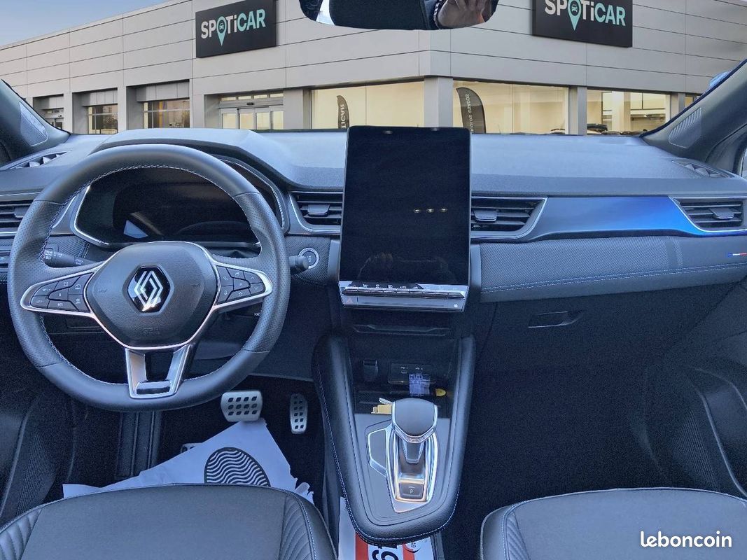 RENAULT Captur E-Tech full hybrid 145 ch esprit Alpine (image 8)