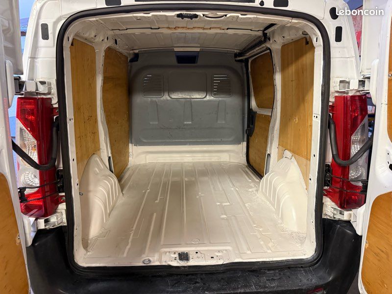 Citroën jumpy 2l hdi 120 cv 3 places (image 3)