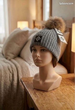 Bonnet De Ski Tricoté Avec Pompon En Vraie Fourrure - Taille 56-58, Violet, Laine - Fait Main