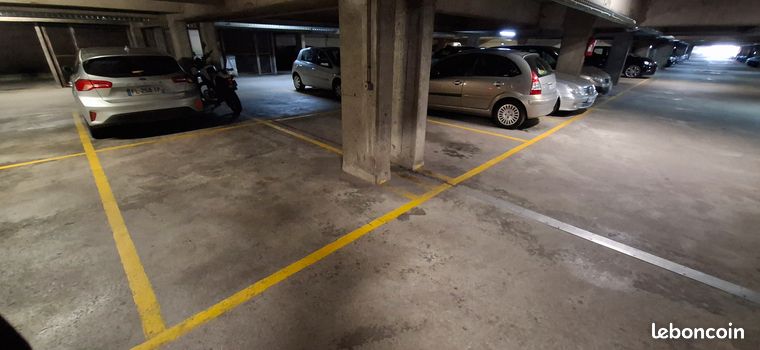Place de parking souterraine