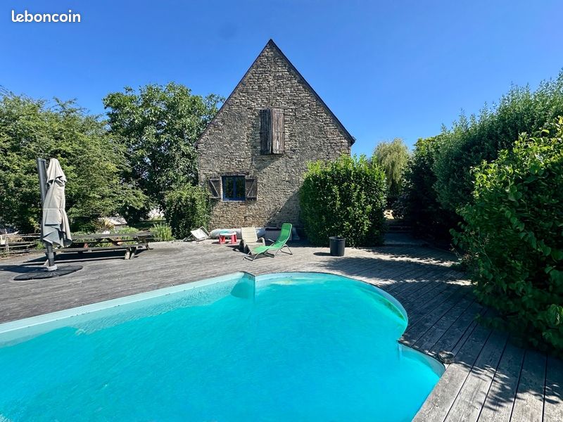 Maison 13 pièces 421 m² (image 1)