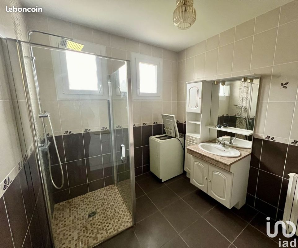 Maison 4 pièces 100 m² - Saint-Yrieix-sur-Charente 16710 (image principale 7)