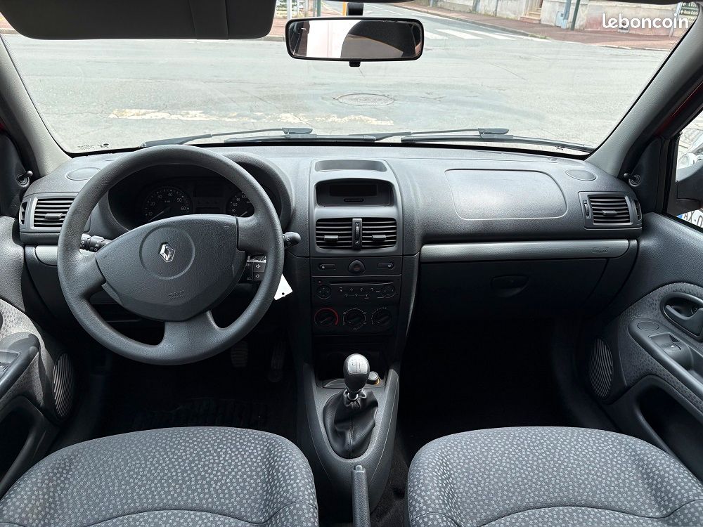 Renault Clio 1.2 60 CV Campus (image 3)
