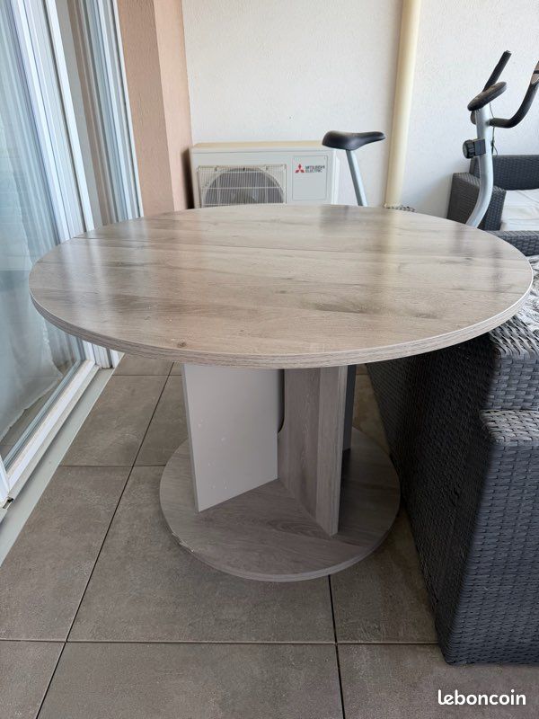 Table de salle à manger ronde extensible (image 1)