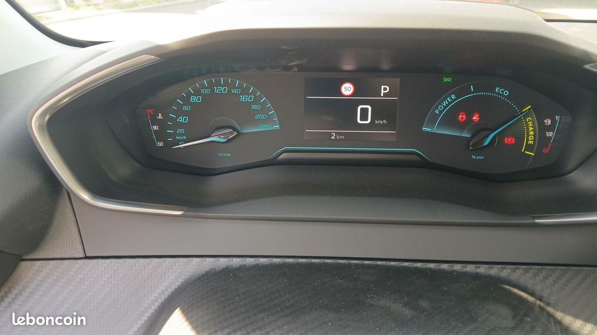 PEUGEOT 208 Hybrid 110 ch e-DCS6 Style (image 15)