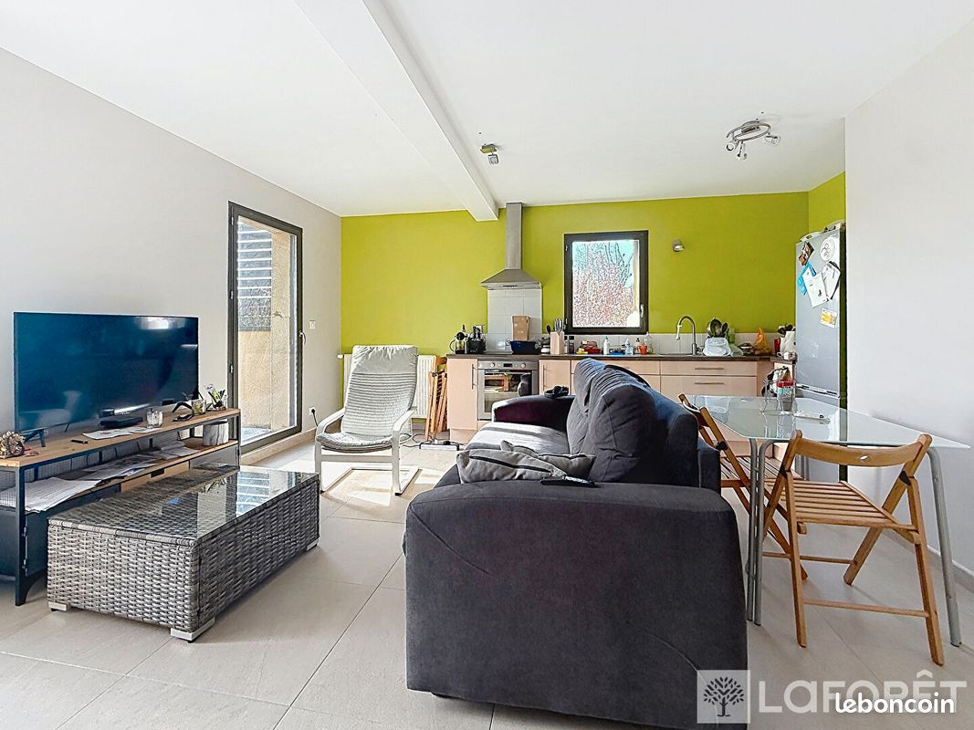 Appartement 2 pièces 48 m² · à L'Isle-d'Abeau · 48 m² · 155 000 €