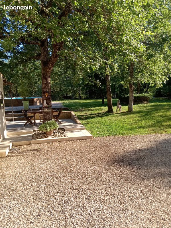 Maison 6 pièces 200 m² · à Saint-Maximin-la-Sainte-Baume · 200 m² · 720 000 €