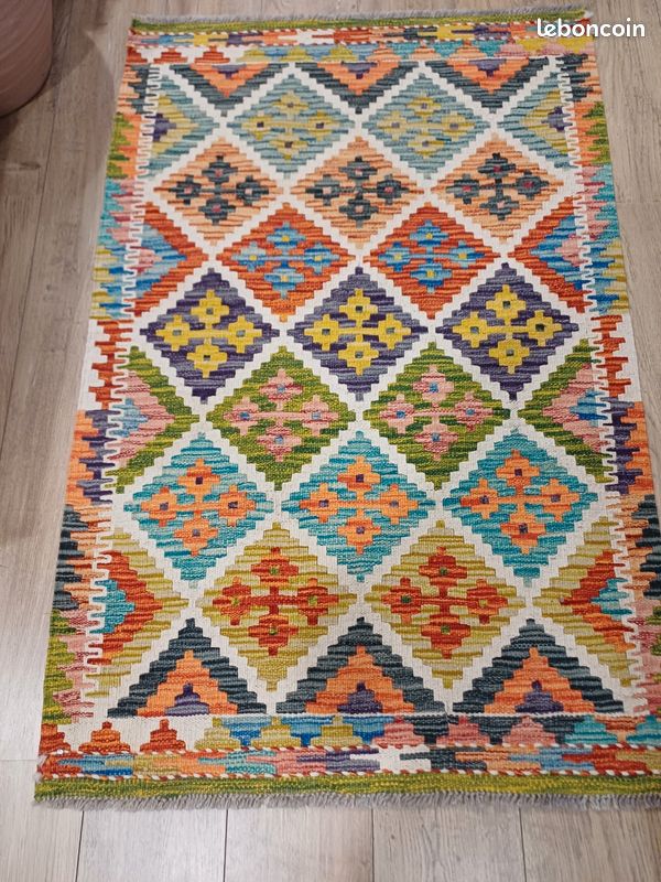 Tapis killim laine (image 1)