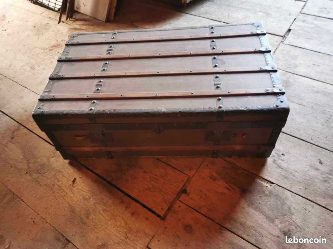 Valise ancienne en bois Décoration