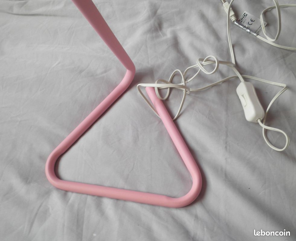 Lampe de bureau rose à poser IKEA Härte (image 3)