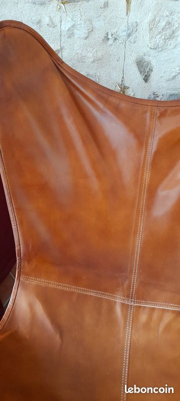Fauteuil papillon cuir fauve TBE (image 7)