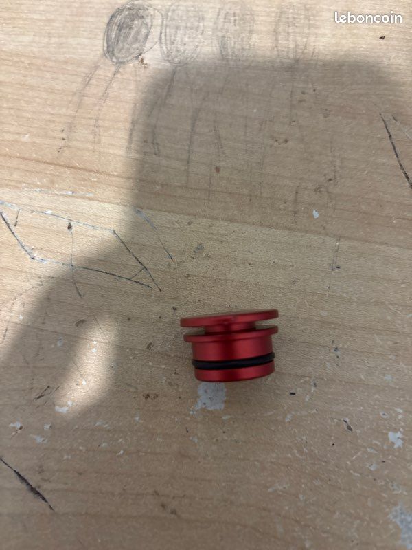 Bouchon aluminium John Cooper Works (JCW) rouge (image 3)