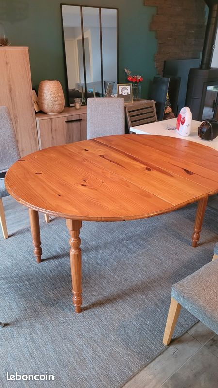 Table à manger ronde extensible 93 à 123cm en bois de chêne massif