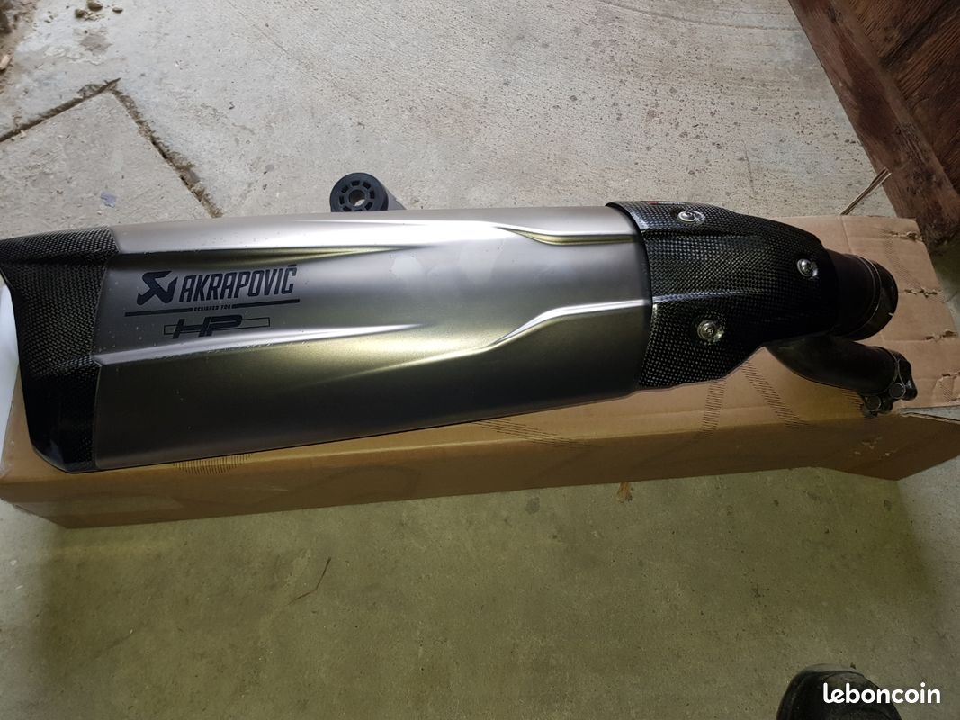 Échappement akrapovic slip on s1000rr 2017 2018 (image 1)