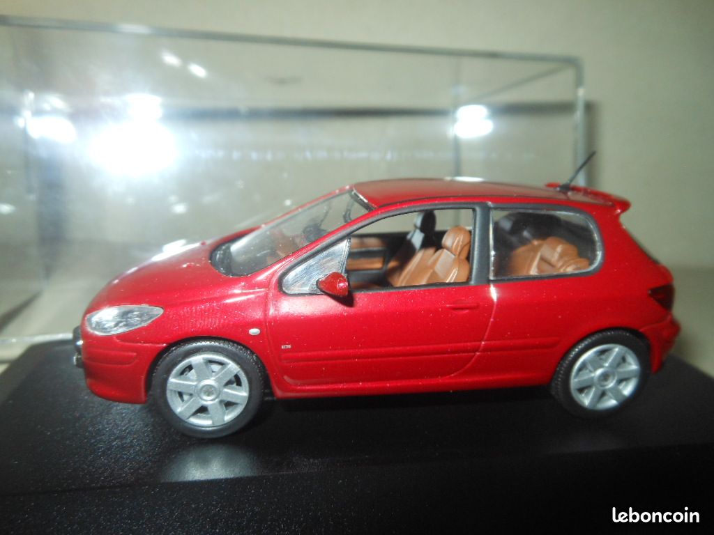 Norev 1/43 Peugeot 307 XT 3 Portes - Verte, Très Bon état Avec Boîte