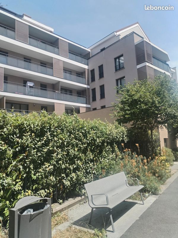 Appartement 3 pièces 57 m² · à Jouy-le-Moutier · 56,6 m² · 205 000 €