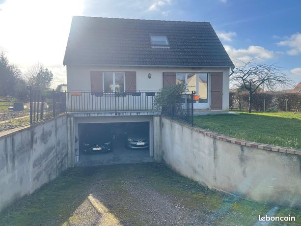 Terrain 1430 m² Freneuse