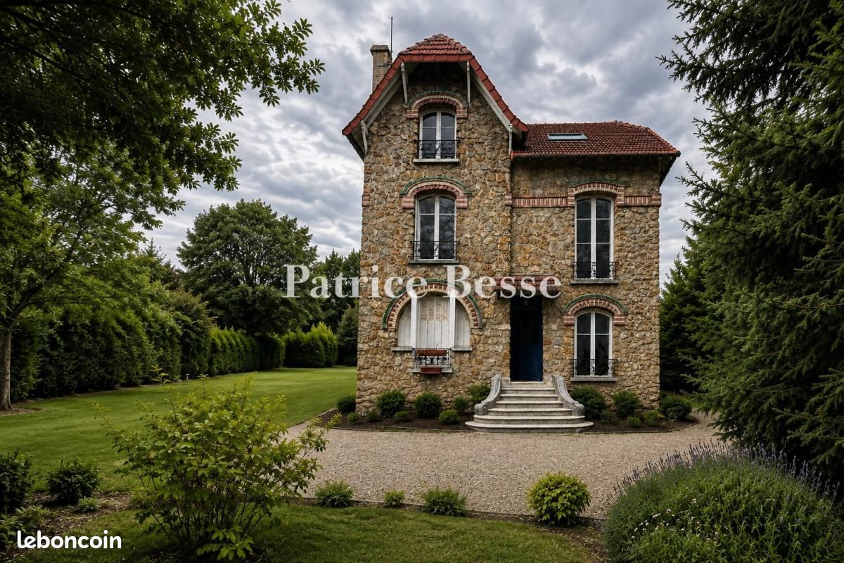 Maison 10 pièces 270 m² · à La Celle-Saint-Cloud · 270 m² · 1 785 000 €