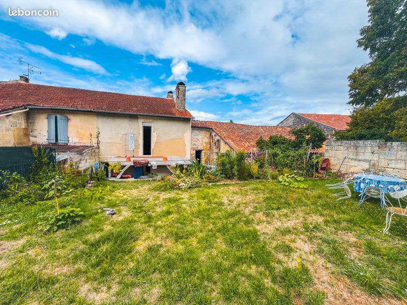 Maison 4 pièces 125 m² · à Mareuil en Périgord · 125 m² · 153 000 €