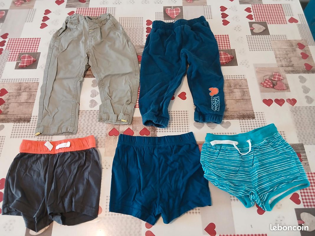Lots Shorts/pantalons 24 mois (image 1)
