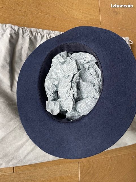Chapeau de luxe en feutre marine (image 5)