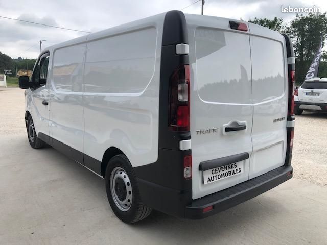 Renault TRAFIC III FG L2H1 3T 2.0 BLUE DCI 150CH GRAND CONFORT ETAT PARFAIT (image 3)