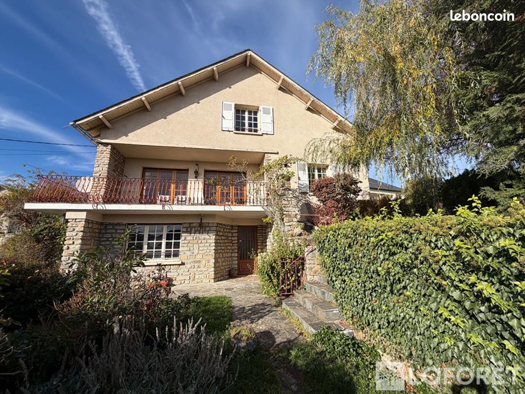 Maison 5 pièces 170 m² · à Saint-Flour · 170 m² · 195 500 €