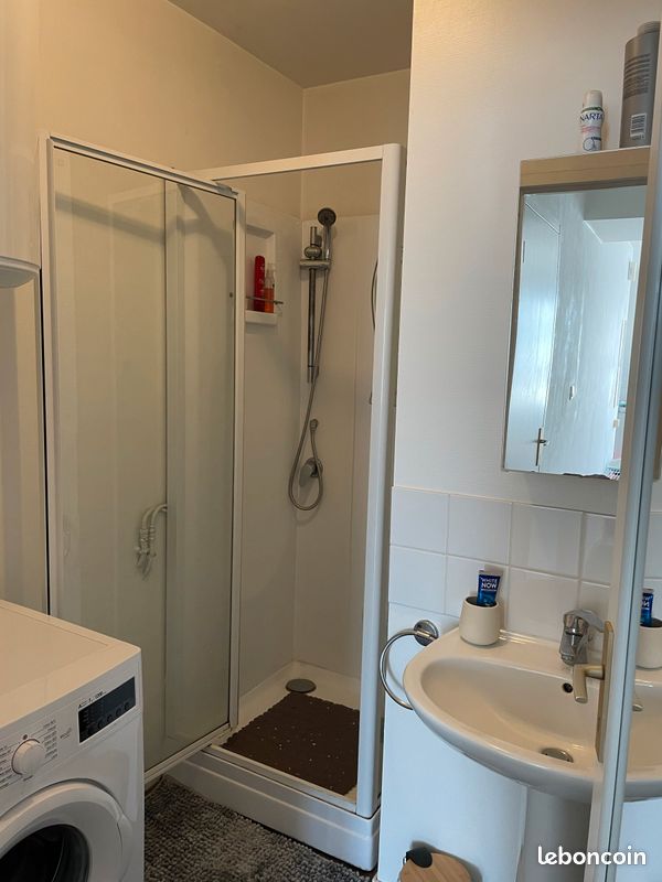 T2 meublé proche campus et commerces - Poitiers 86000 (image principale 2)