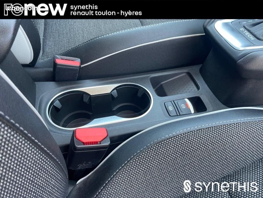 Renault Captur E-Tech 145 - 21 Intens (image 18)
