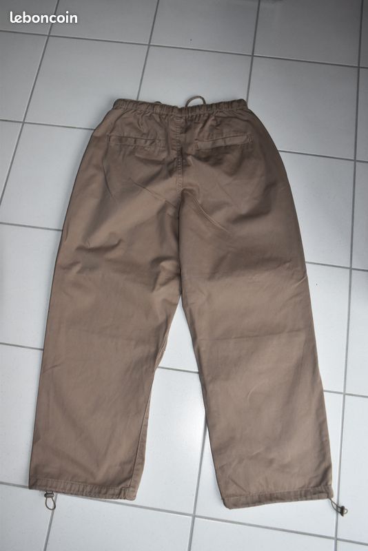 Pantalon cargo homme bershka marron taille M 38 Vêtements