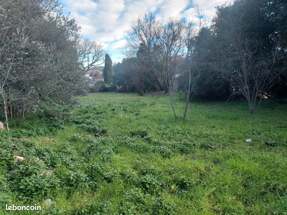 Terrain 970 m² Camps La Source · à Camps-la-Source · 131 000 €