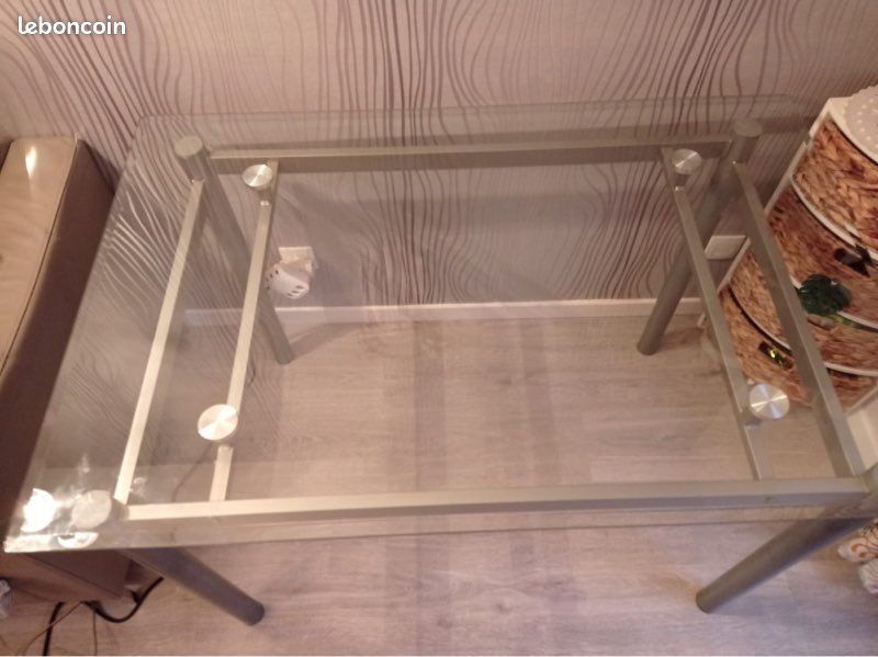Table en verre (image 2)