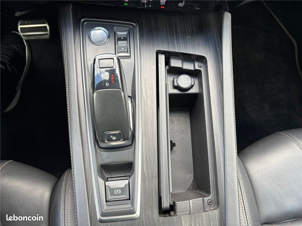 Peugeot 508 II SW PURETECH 225 CH S&S EAT8 GT (image 20)