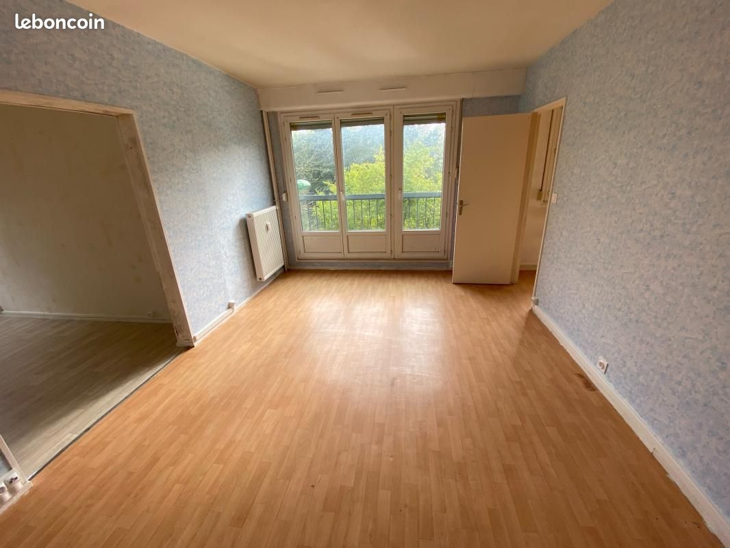 Appartement 4 pièces 77 m² · à Charleville-Mézières · 77 m² · 508 €